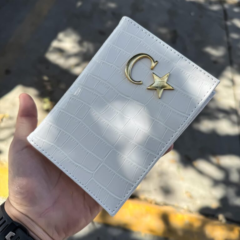 Porta pasaporte Individual Croco White