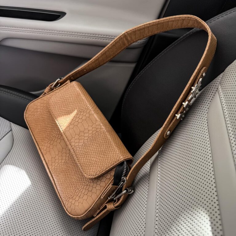 Renata Python Camel Herraje Plata