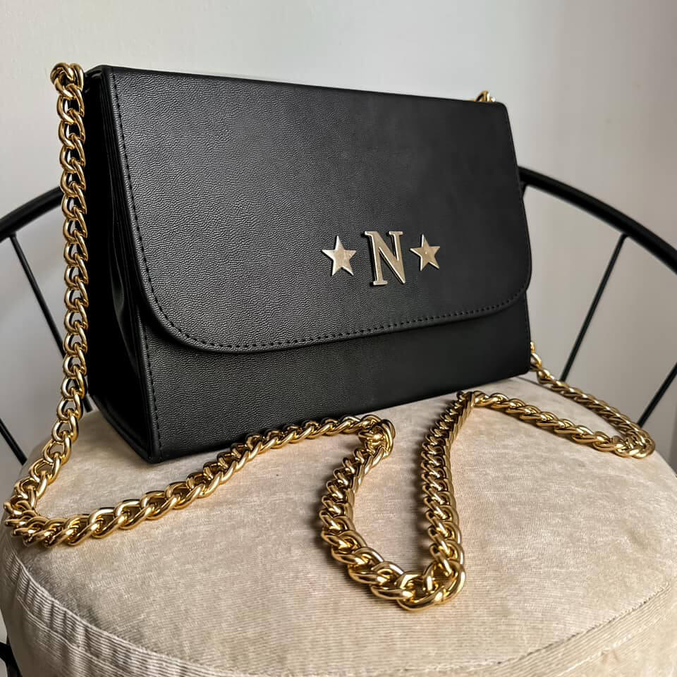 Julia Black - Cadena Oro