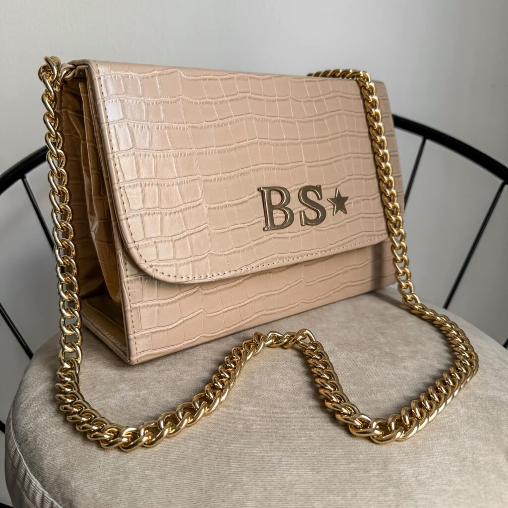 Julia Nude Caimán - Cadena Oro