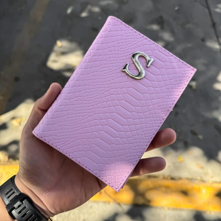 Porta pasaporte Individual Baby Pink