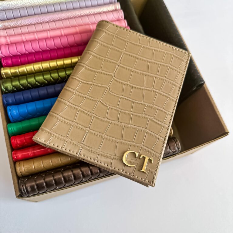 Porta pasaporte Individual Nude Brown