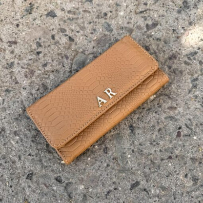 Cartera Python Avellana