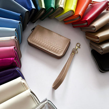 Cartera Mini Python Maquillaje Herraje Oro
