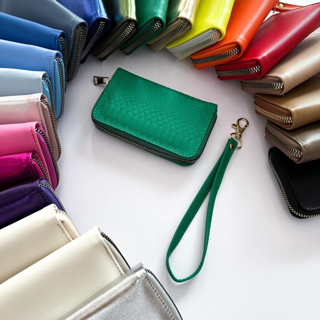 Cartera Mini Python Esmeralda Herraje Oro