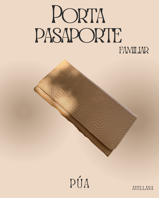 Porta Pasaporte Familiar Avellana