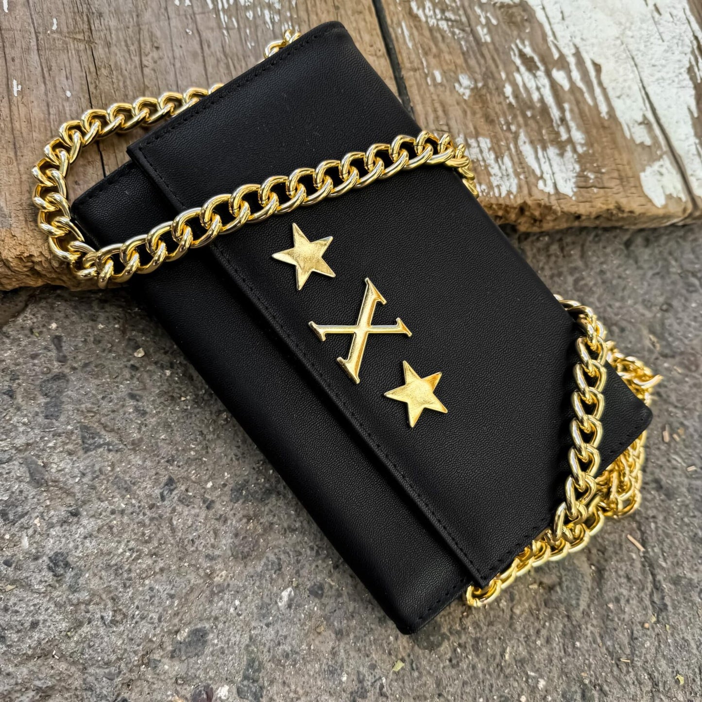 Pamela Black Cadena Oro