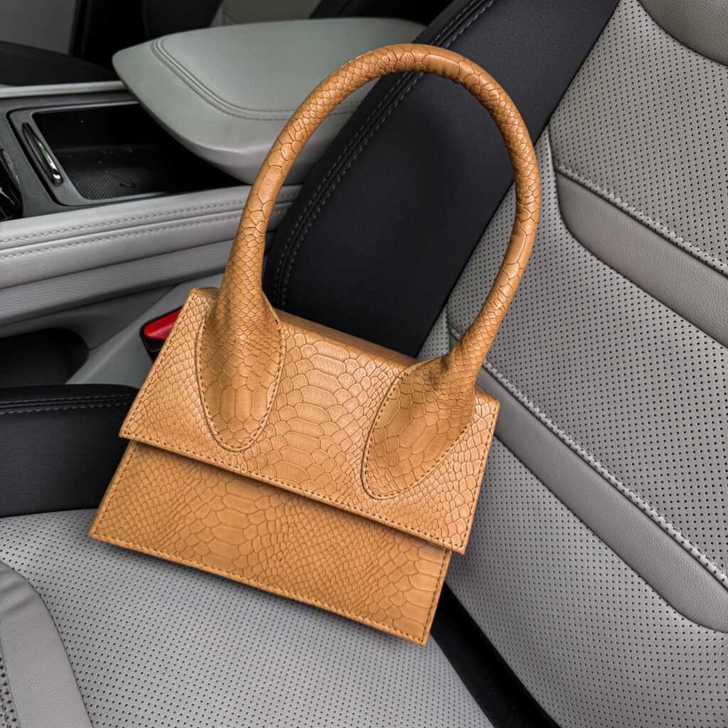 Dafne Python Camel