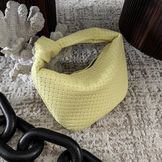 Inés Butter Yellow