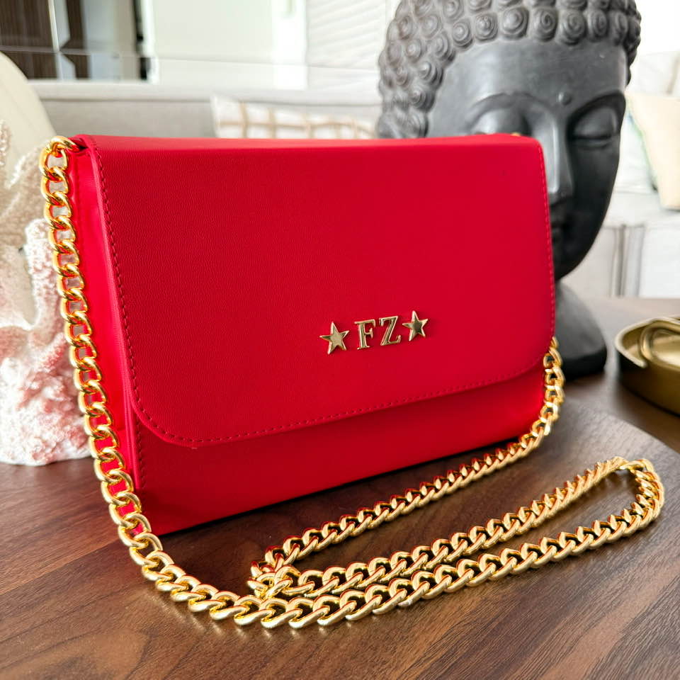 Julia Hot Red Cadena Oro