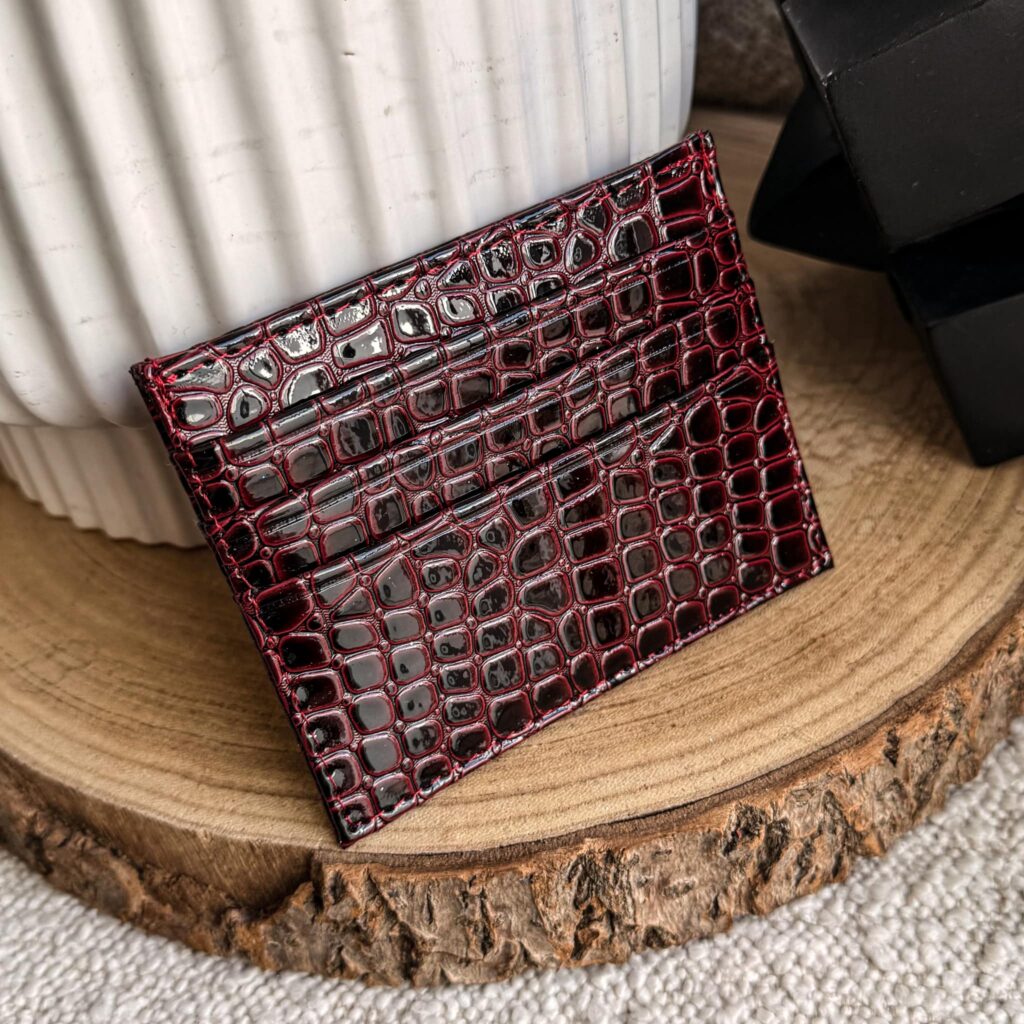Tarjetero Croco Burgundy